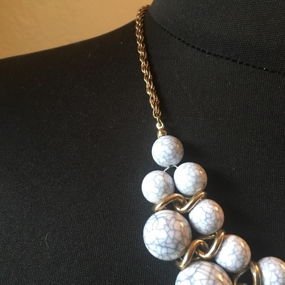 Speckled Bead Necklace - Picture 3 of 5